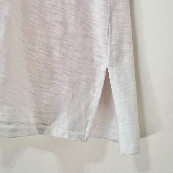 Chico’s White Short Sleeve Tee Shirt w/Leaf Print - Picture 5 of 8